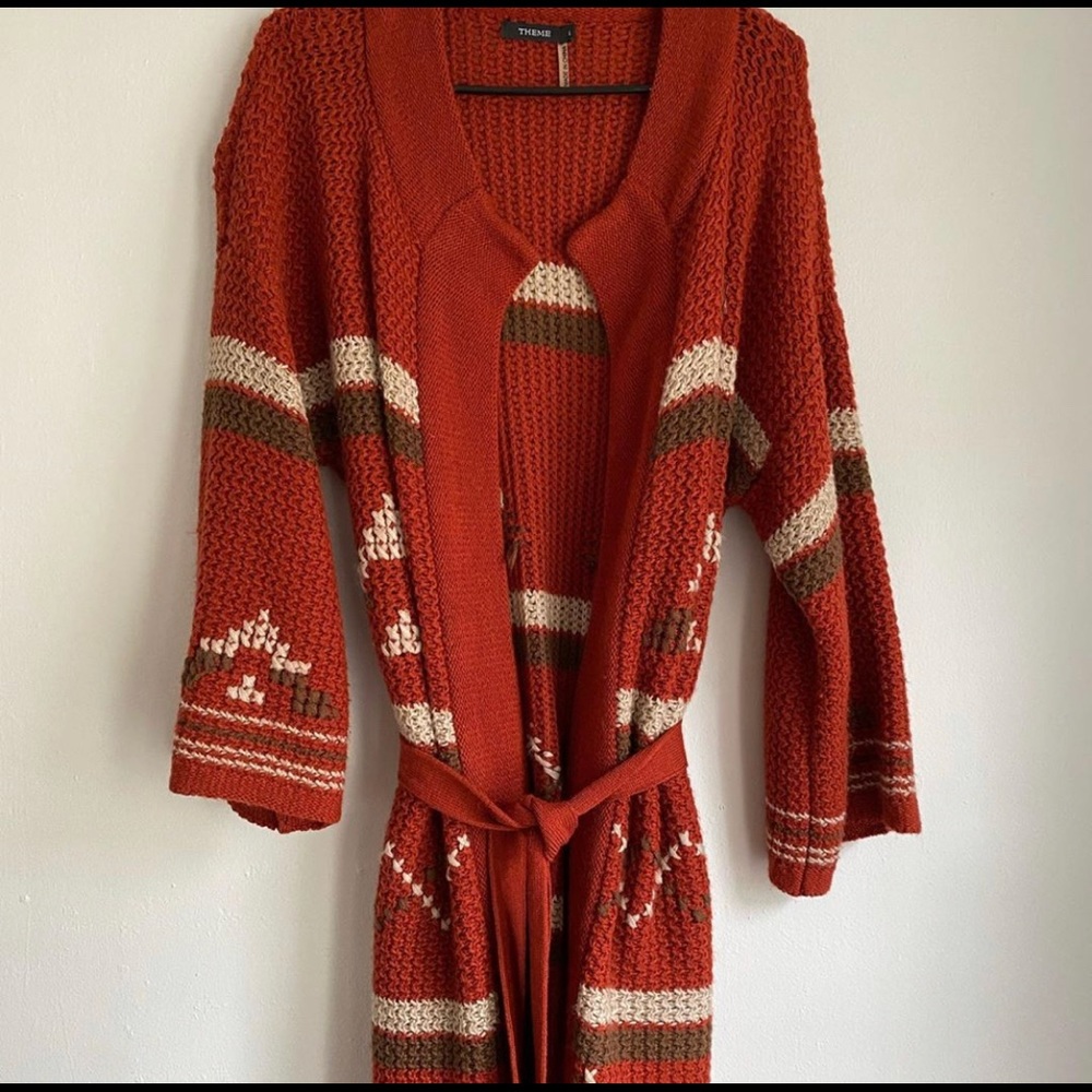 Chunky Knit Aztec Print Cardigan
